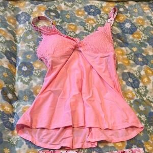 New Exclusive Everyday Women's Medium Bikini / Tankini TOP ONLY Plain pink top
